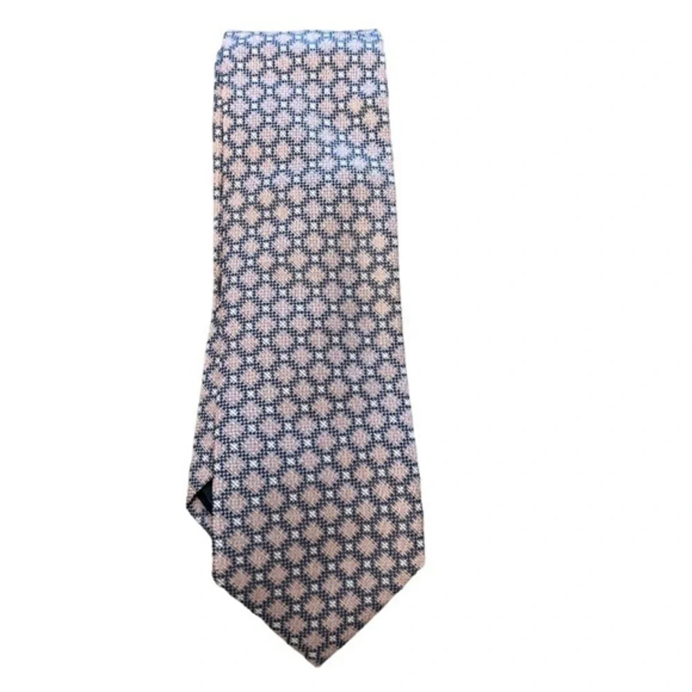 Ryan Seacrest 100% silk pink & blue textured geometric print tie, skinny 3”